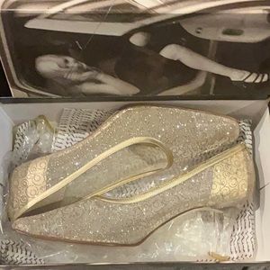 Nina Elegant Gold Glittery Women's Heels